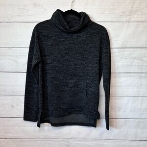 American Eagle outfitter Turtleneck Pullover Sweater Size M